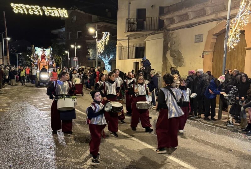 La Bustia cavalcada Reis Olesa 2026