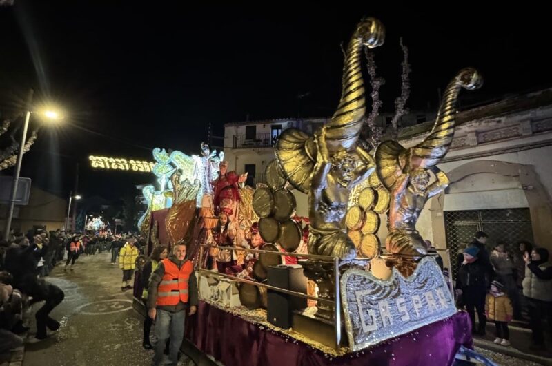 La Bustia cavalcada Reis Olesa 2026