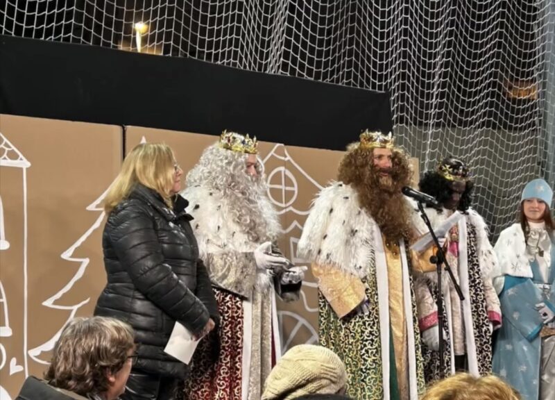 La Bustia cavalcada Reis Sant Esteve 2026