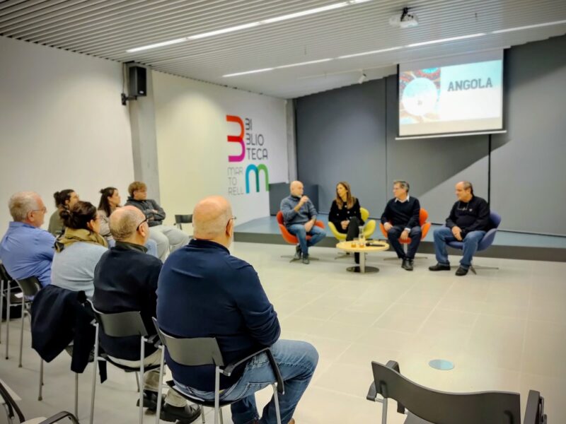 La Bustia exposicio Camp Treball Angola Mans Mercedaries 5