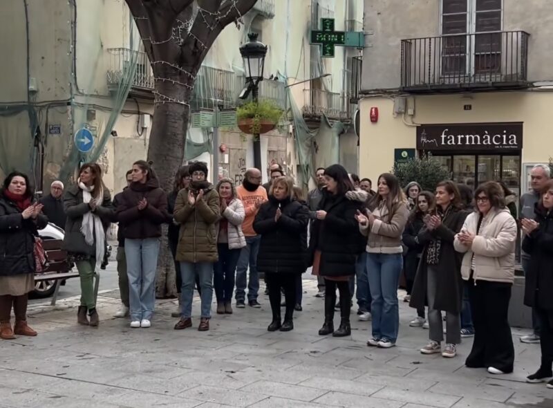 La Bustia minut silenci Esparreguera 21 gener 26 3