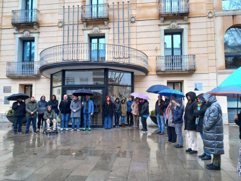 La Bustia minut silenci accident tren concentracio Olesa