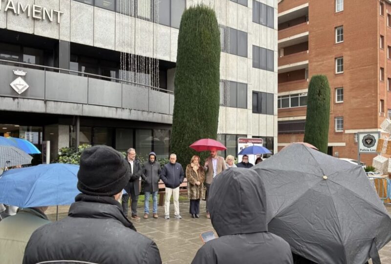 La Bustia minut silenci accident tren concentracio Sant Andreu