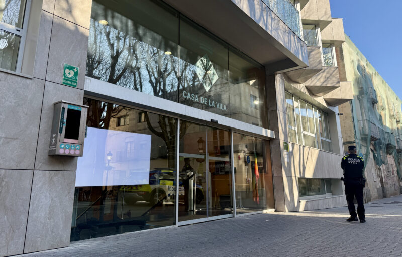 La Bustia policia ajuntament Esparreguera