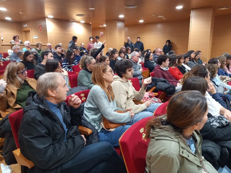 La Bustia reunio usuaris Monbus Olesa 1