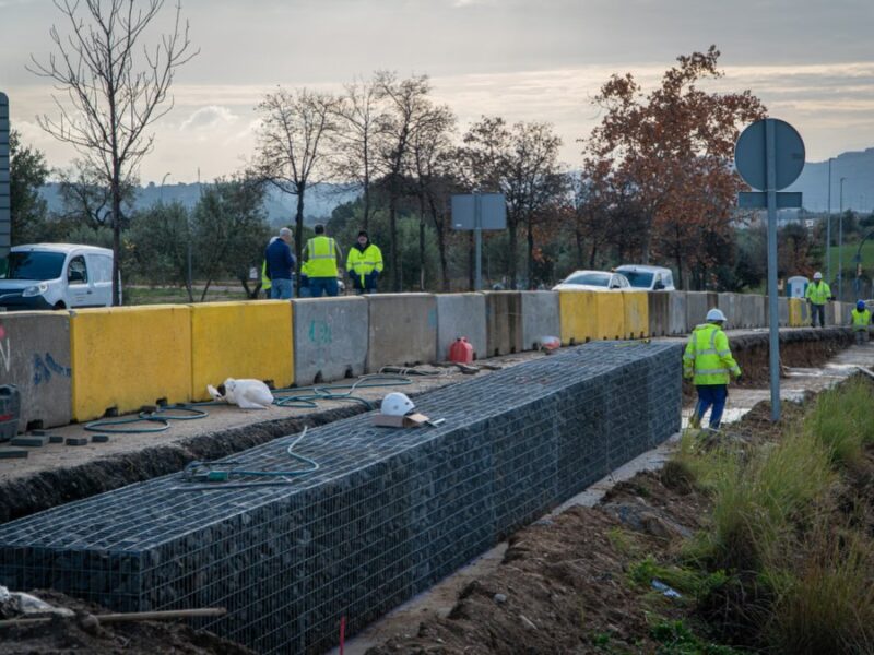 La Bustia tall pantalles acustiques Abrera 3