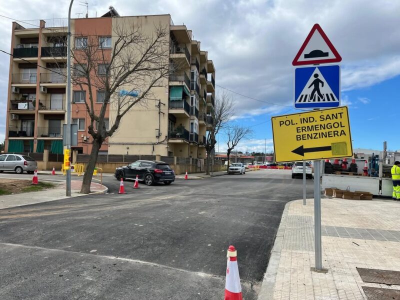 La Bustia tall pantalles acustiques Abrera 8