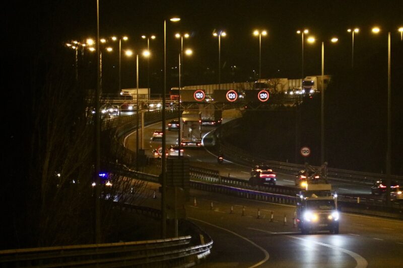 La Bustia tallen AP7 per accident tren Gelida