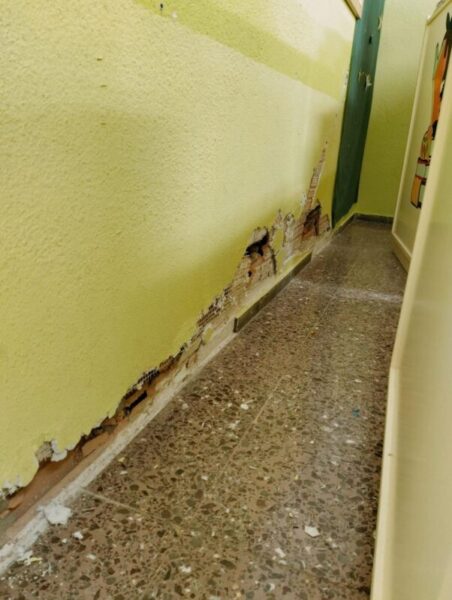 La Bustia desperfectes escola Montcau Gelida 10