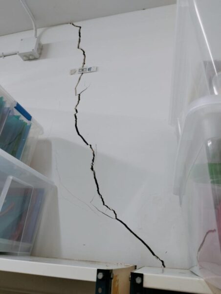 La Bustia desperfectes escola Montcau Gelida 12