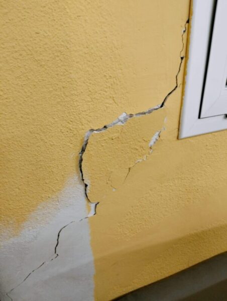 La Bustia desperfectes escola Montcau Gelida 5