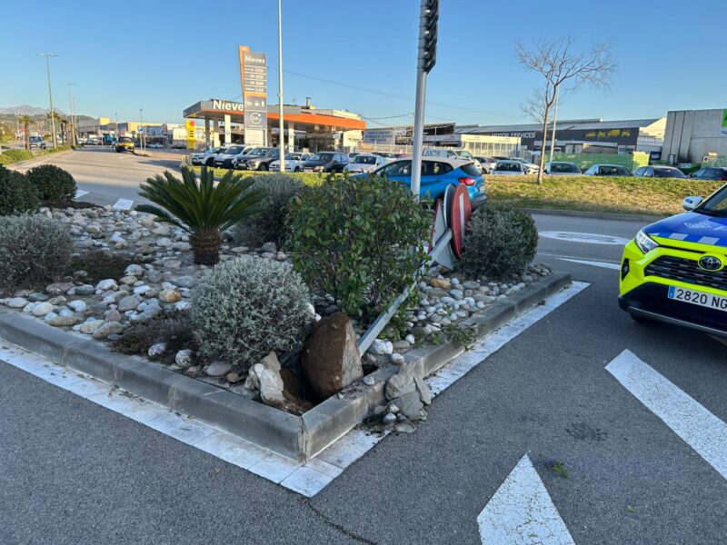 La Bustia fort vent 12 febrer 2026 Sant Andreu