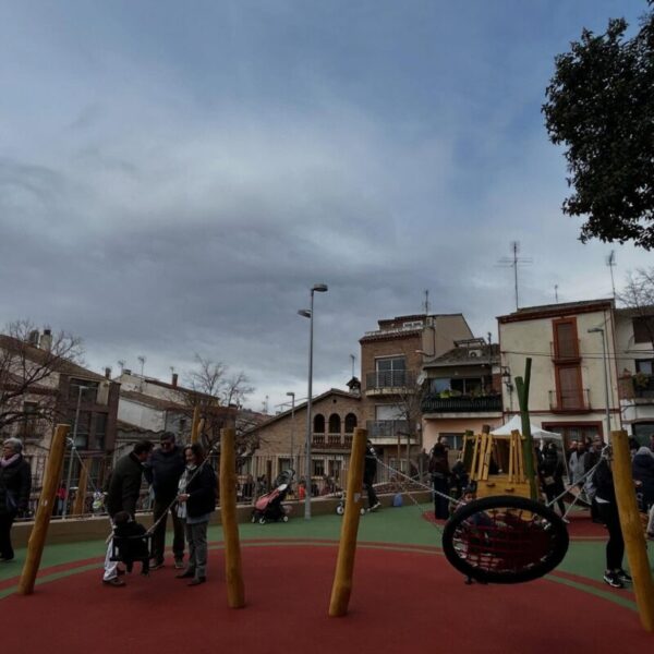 La Bustia inauguracio parc Rosa Maria Comajuncosa Sant Esteve 13