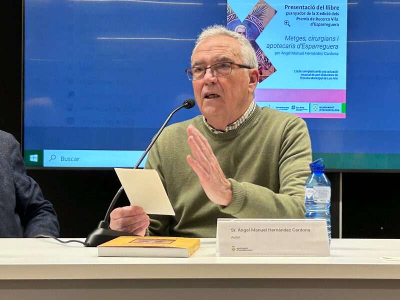 La Bustia presentacio llibre Angel Manuel Hernandez Esparreguera 1