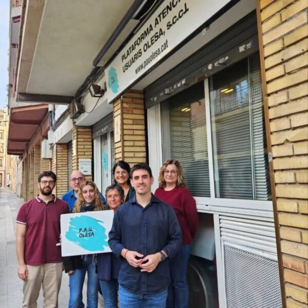 La Bustia seu amb alcalde i regidor Benestar Olesa PAU Olesa