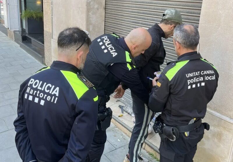 La Bustia detencio Policia Local Martorell 16 març 1