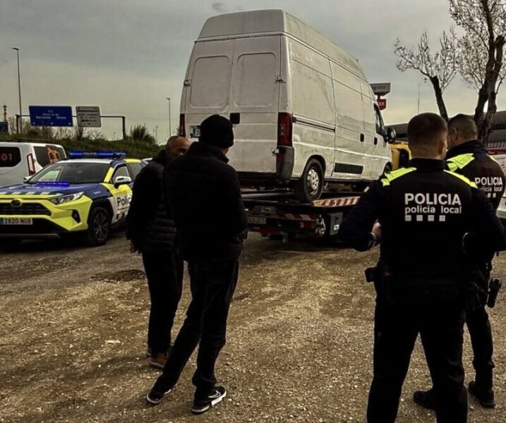 La Bustia intervinguda furgoneta Sant Andreu
