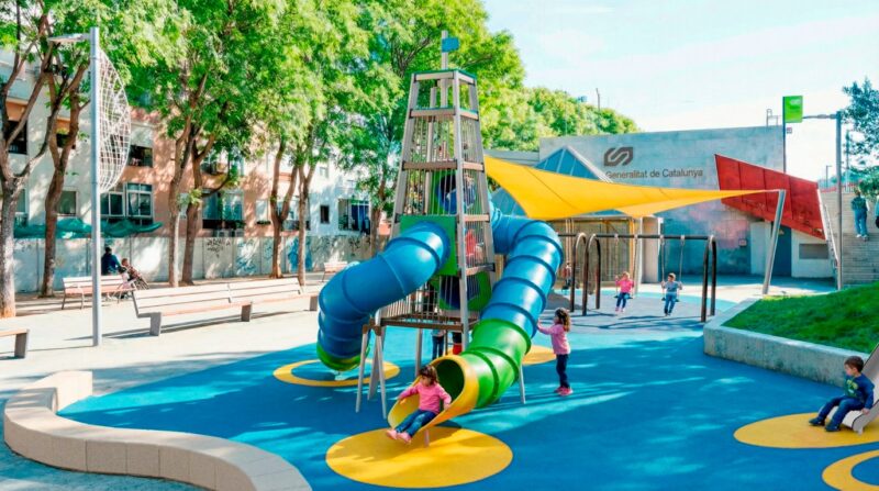 La Bustia renovacio parcs infantils Sant Andreu 1