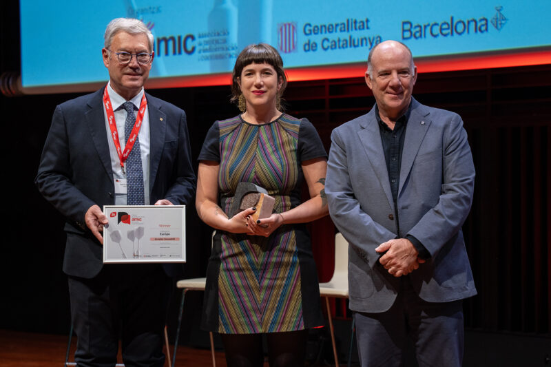 La Bustia 3r Premi Internacional AMIC 2026 guanyador EU GreaterGovanhill