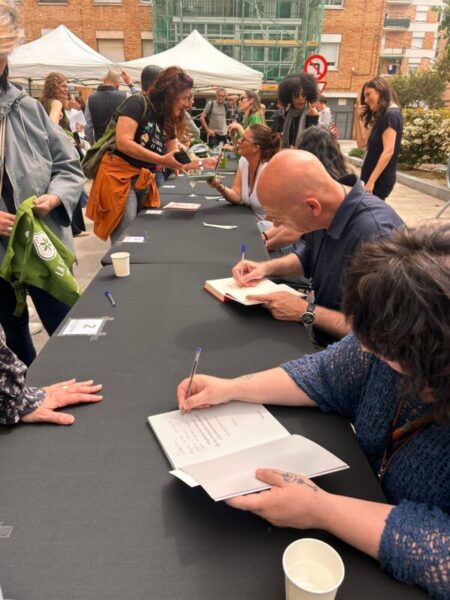 La Bustia esmorzar autors Figaflor Abrera