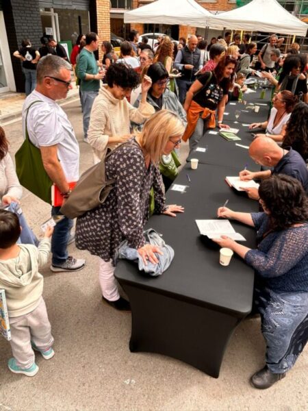 La Bustia esmorzar autors Figaflor Abrera