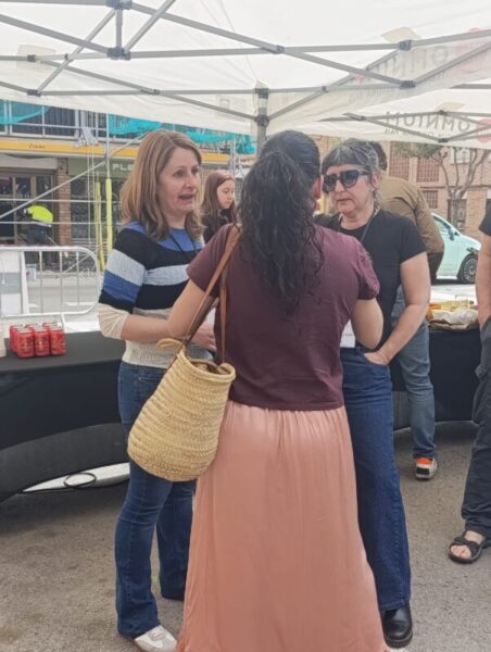 La Bustia esmorzar autors Figaflor Abrera