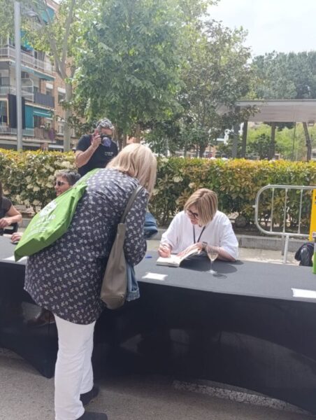 La Bustia esmorzar autors Figaflor Abrera