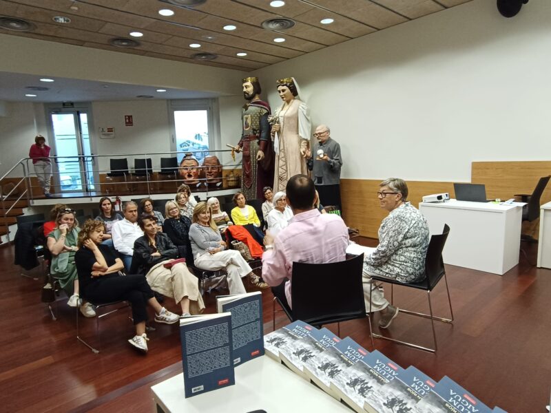 La Bustia llibre llum aigua 7