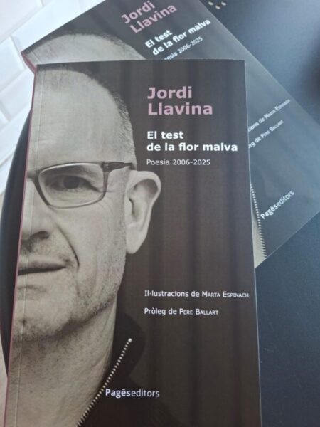 La Bustia llibres El test de la flor malva Jordi Llavina Gelida