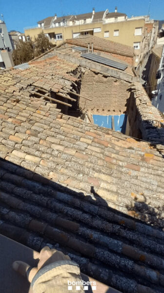 La Bustia part sostres ensorrats carrer Hospital Espareguera