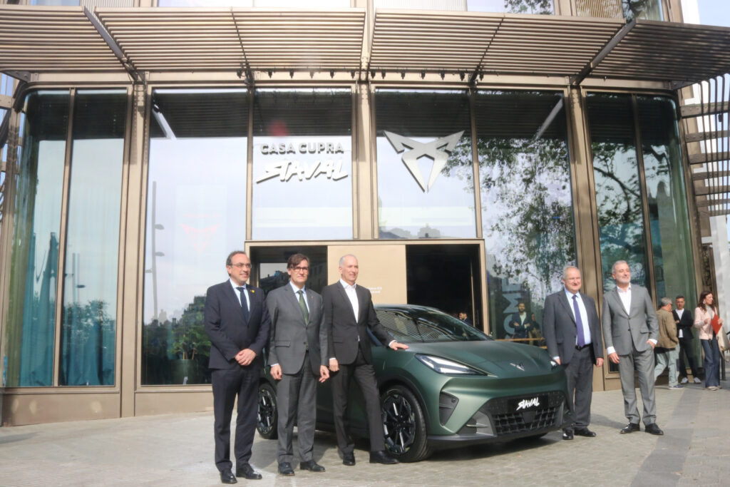 Seat presenta el nou Cupra Raval, el primer 100% elèctric fabricat a la planta de Martorell