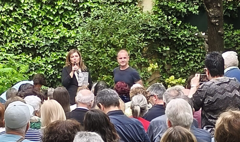 La Bustia presentacio El test de la flor malva Jordi Llavina i Marta Espincah Gelida