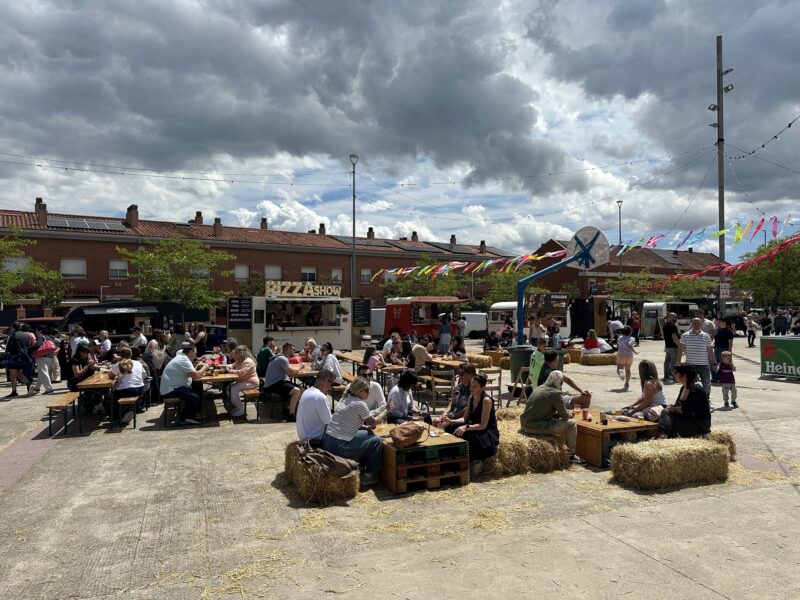 La Bustia Abrera Street Food 2026 i fira primavera botiguers Abrera