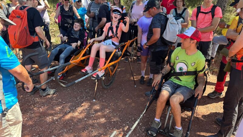 La Bustia caminada inclusiva Olesa 10