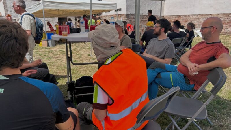 La Bustia caminada inclusiva Olesa 4
