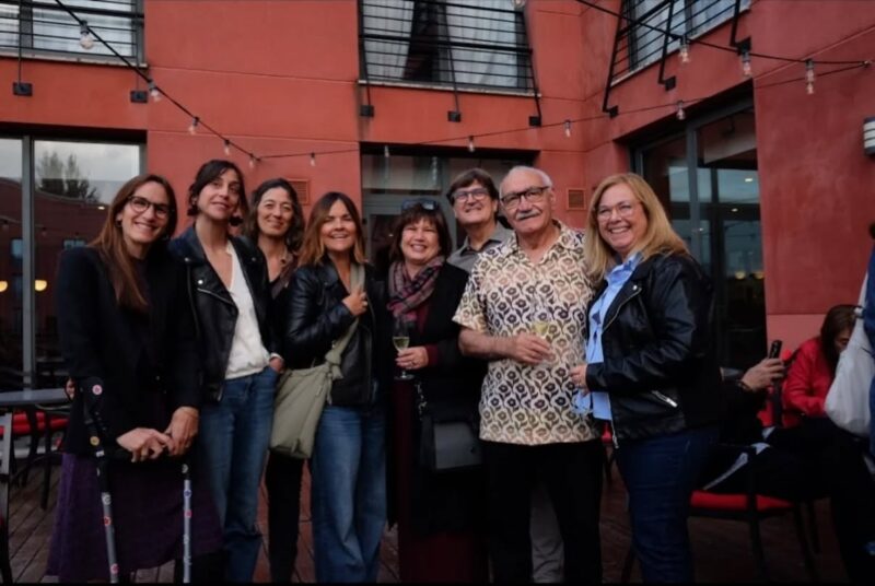 La Bustia exposicio Obres pintades amb vi i fotografia 3