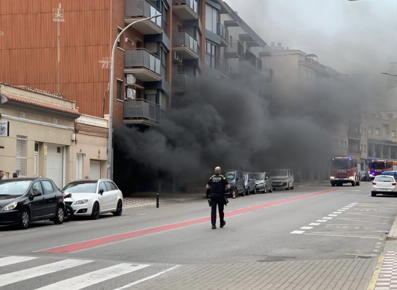 La Bustia incendi parquing Esparreguera 29 maig 2026