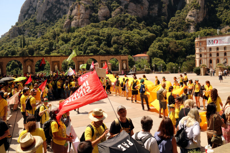 La Bustia manifestacio docents Montserrat