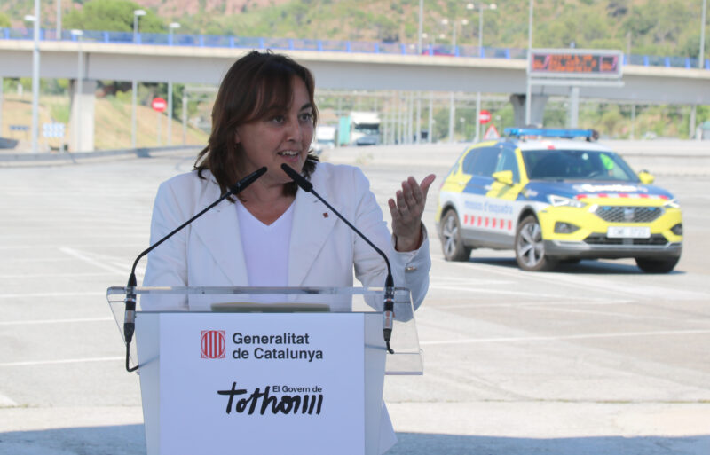 La Bustia consellera Silvia Paneque presenta sistema per detectar irregularitats camions i autocars Martorell
