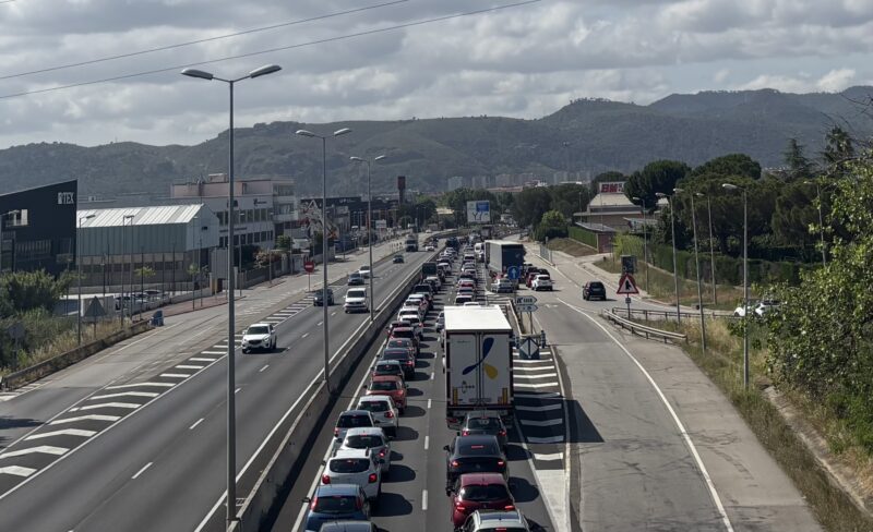 La Bustia cua A2 per accident antiga NII Martorell