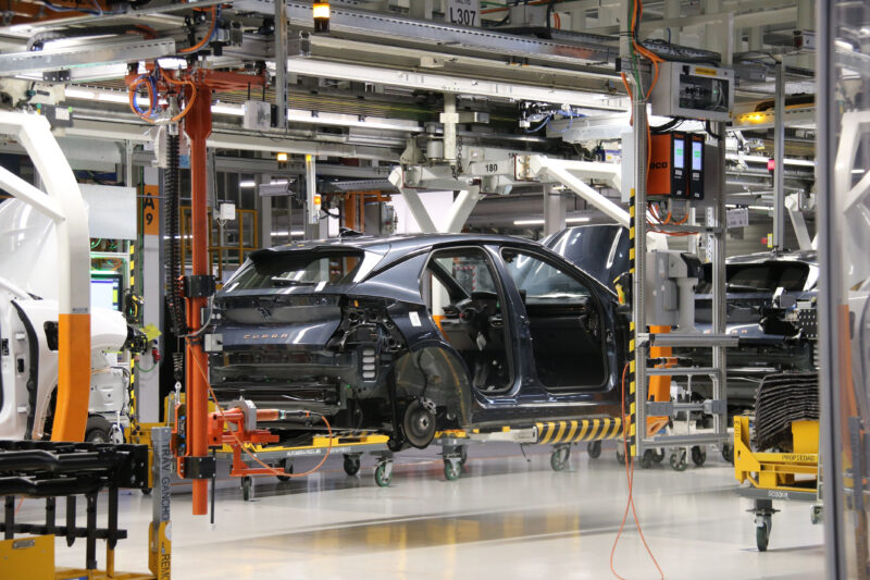 La Bustia inici produccio Cupra Raval i ID Polo primers electrics Martorell