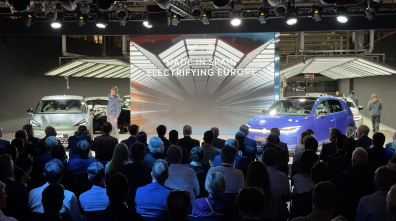 La Bustia inici produccio Cupra Raval i ID Polo primers electrics Martorell