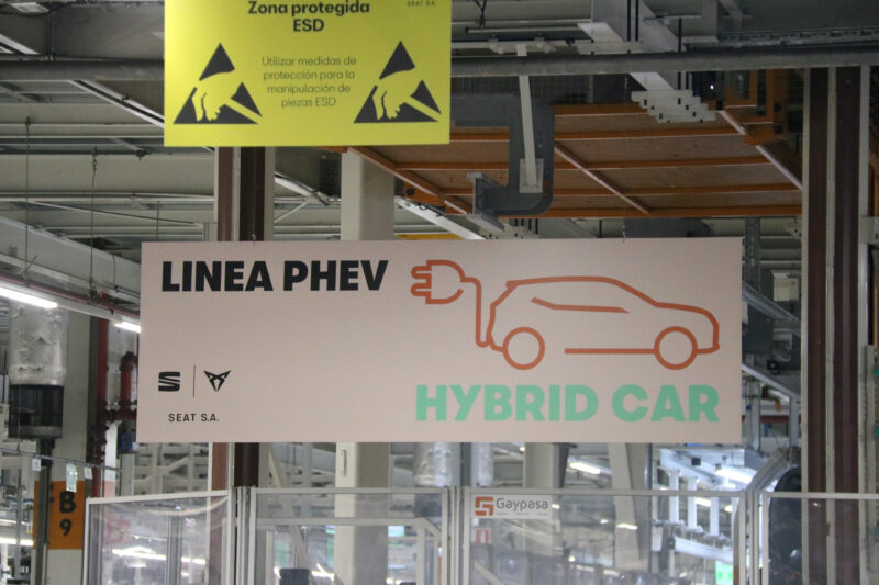 La Bustia inici produccio Cupra Raval i ID Polo primers electrics Martorell