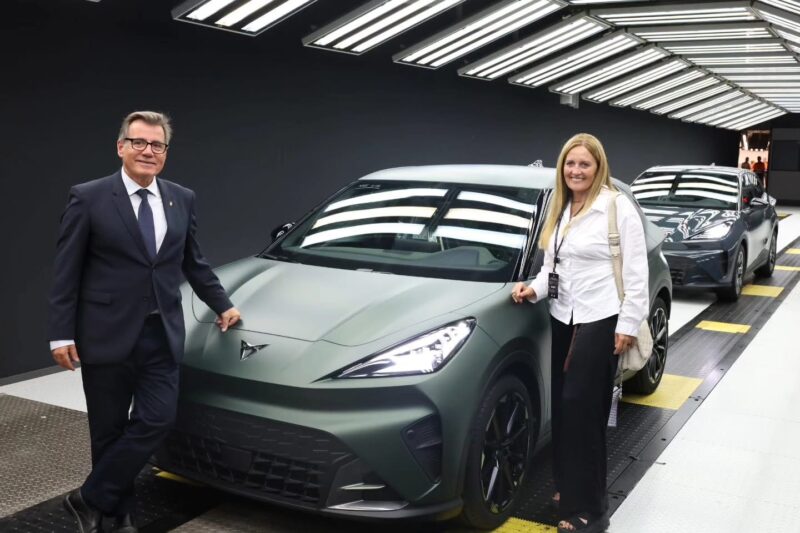 La Bustia inici produccio Cupra Raval i ID Polo primers electrics Seat Martorell Xavier Fonollosa Rosa Cadenas