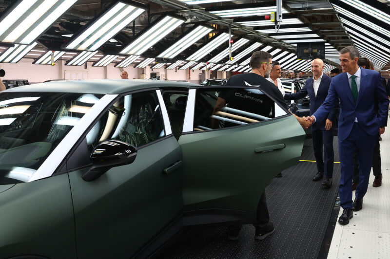 La Bustia inici produccio Cupra Raval i ID Polo primers electrics Seat Martorell visita Pedro Sanchez