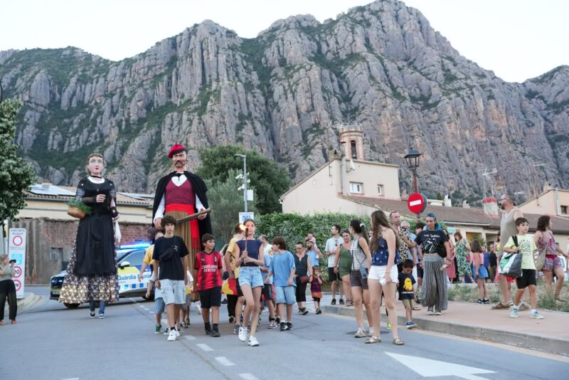 La Bustia revetlla Sant Joan Collbato 2026