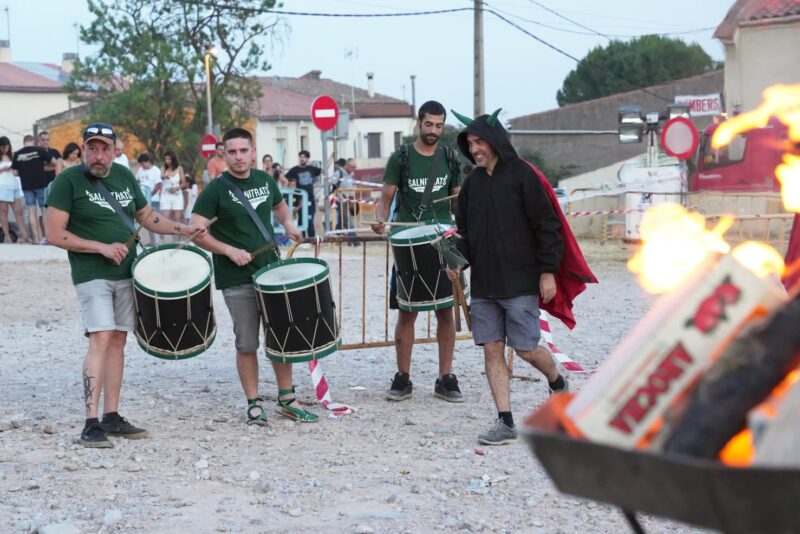 La Bustia revetlla Sant Joan Collbato 2026