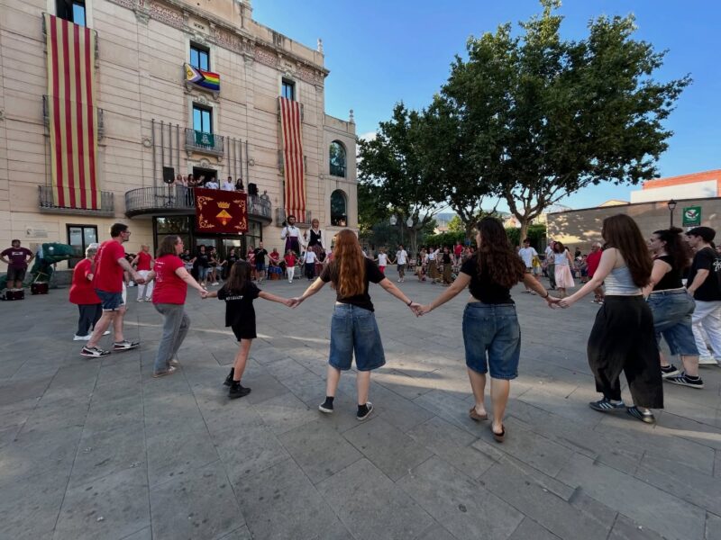 La Bustia revetlla Sant Joan Olesa 2026 foto Aj