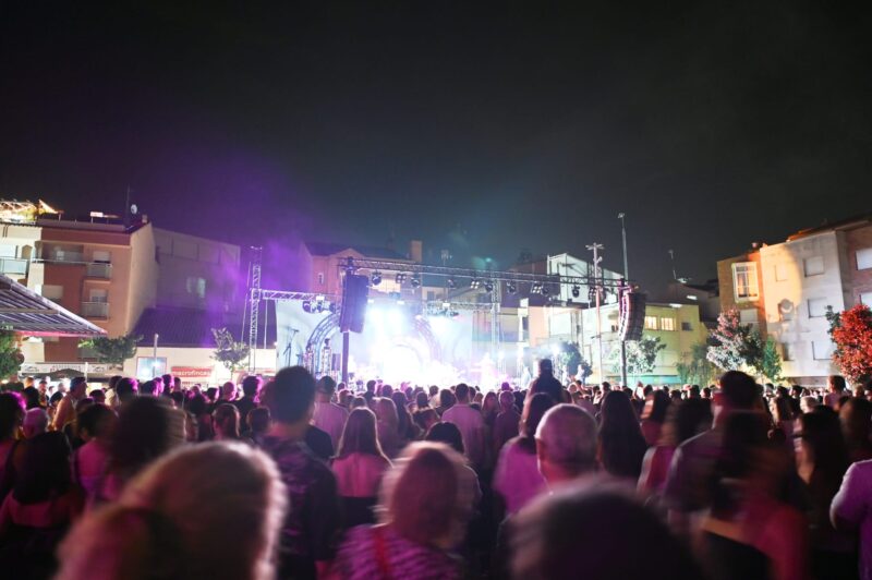 La Bustia revetlla Sant Joan Olesa 2026 foto David Lopez