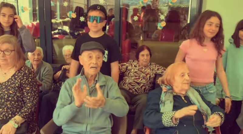 La Bustia video homenatge gent gran Abrera